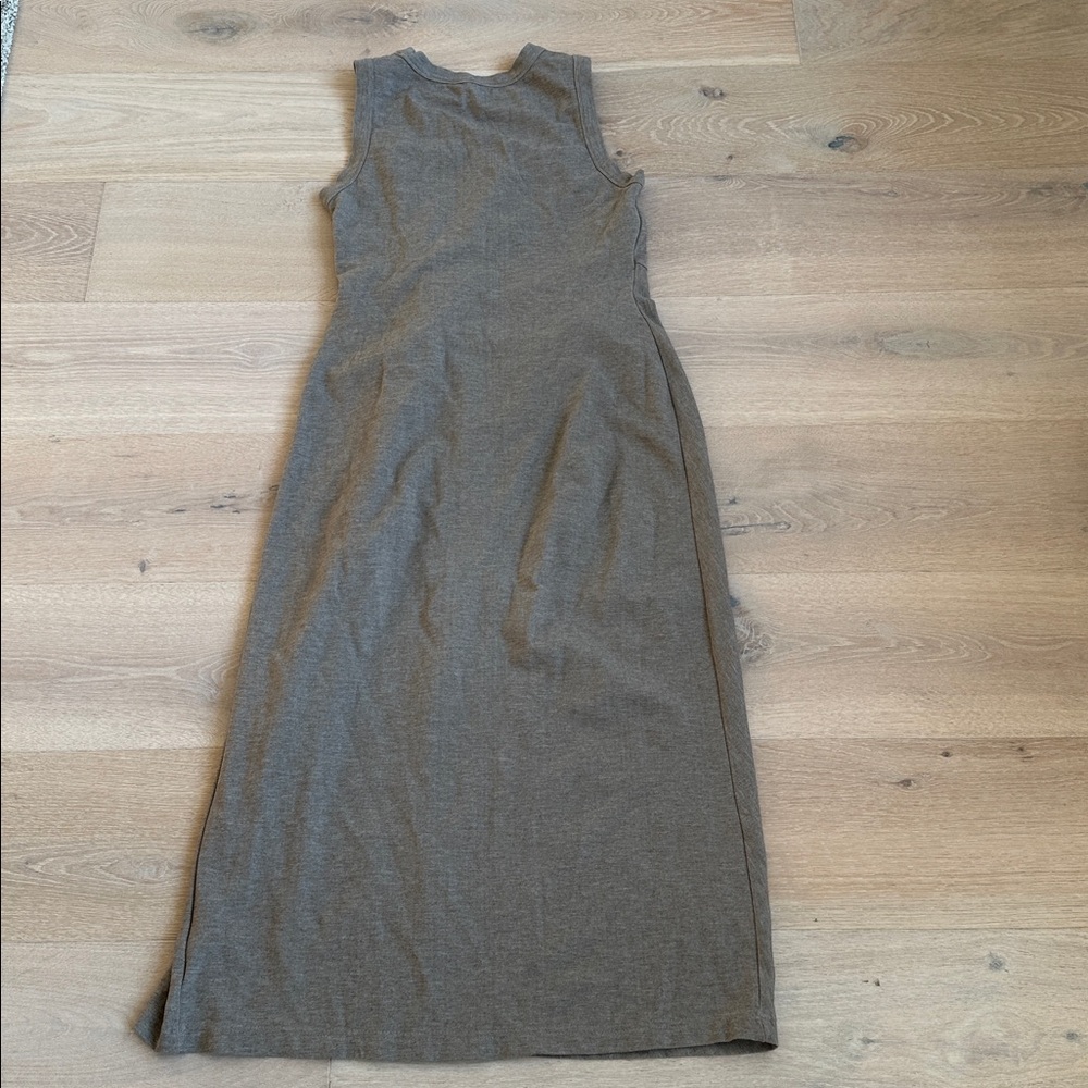 Club Monaco Sleeveless Maxi Dress in Taupe Twist Front - Picture 8 of 9